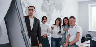 Equipo de promotores en acción: ¿Cómo motivarlos? Equipo-de-promotores-en-acción_¿Cómo-motivarlos